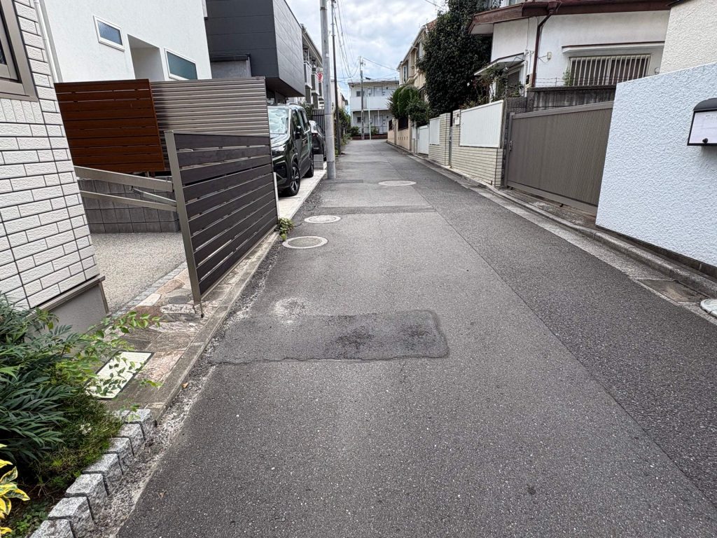路面損傷を補修