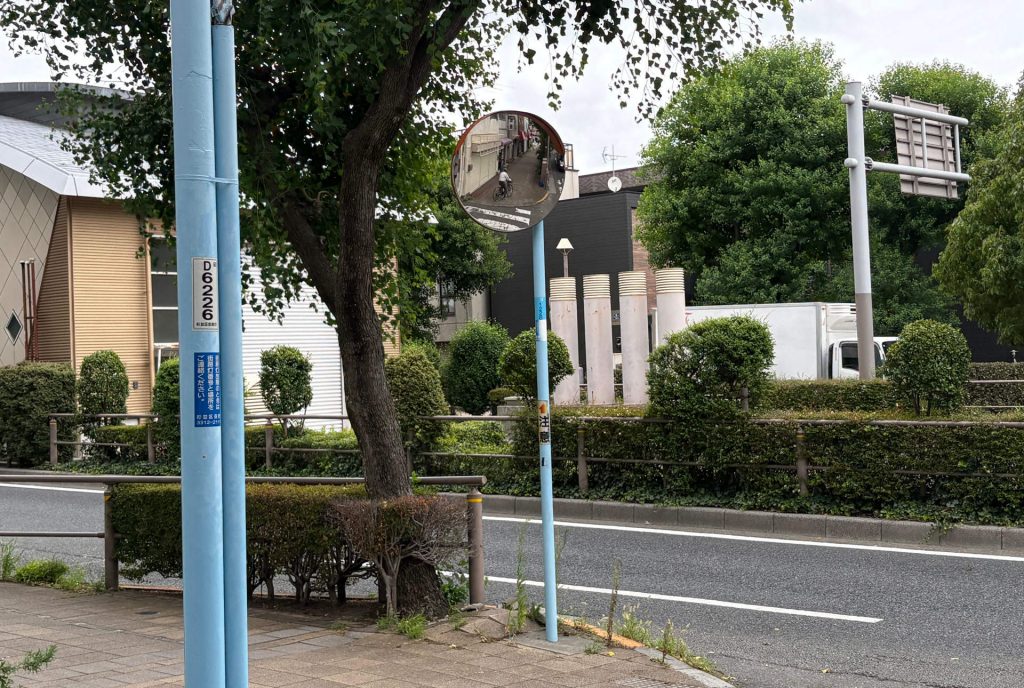 カーブミラー設置